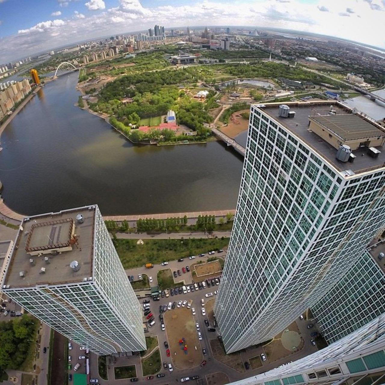 Апартаменты На Набережной С Панорамным Видом На 39 Этаже Astana Buitenkant foto